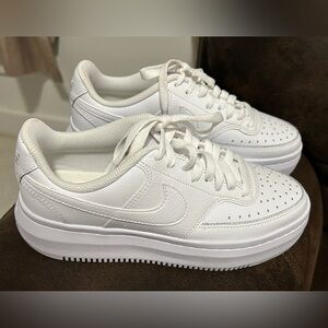 Women’s Nike Shoes